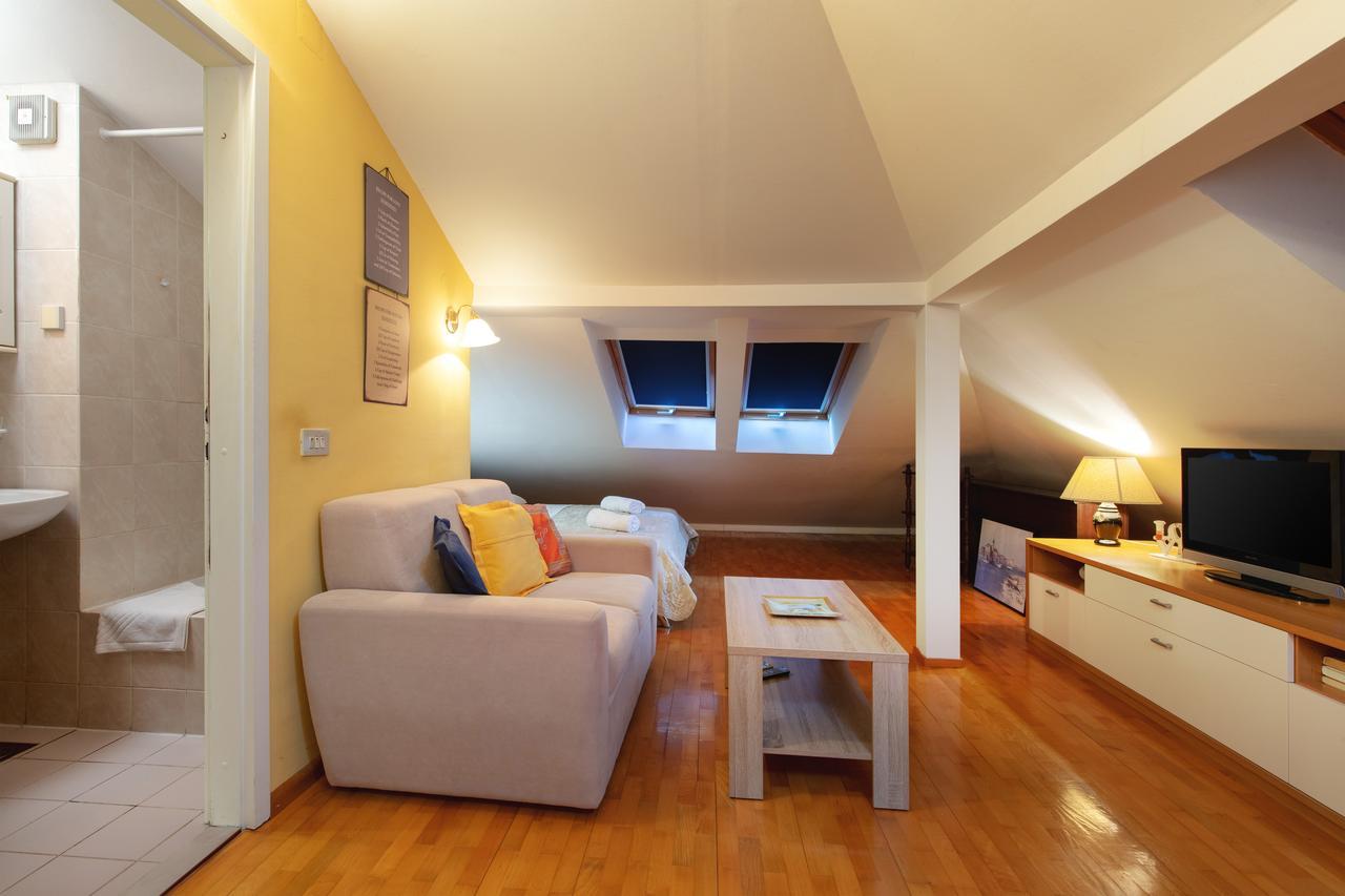 Apartment Viki Split Eksteriør billede